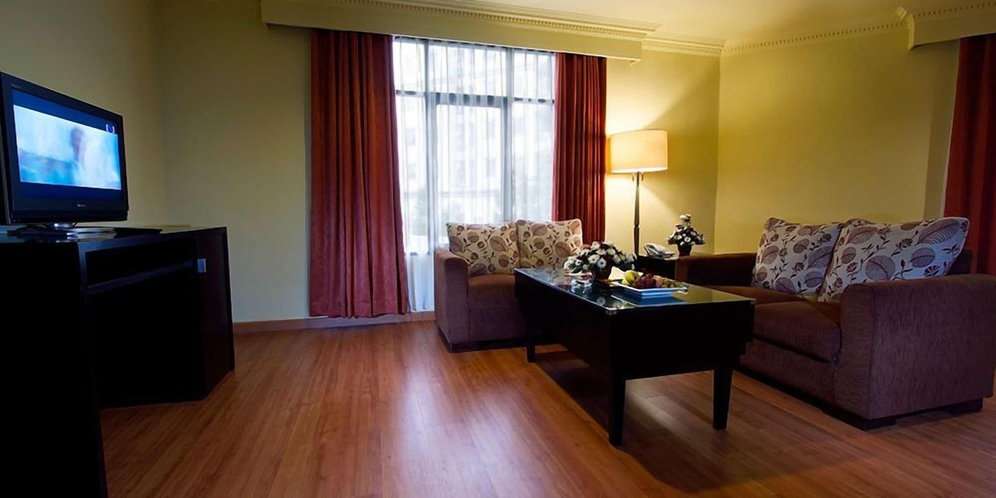 Sari Ater Kamboti Hotel Бандунг Екстер'єр фото