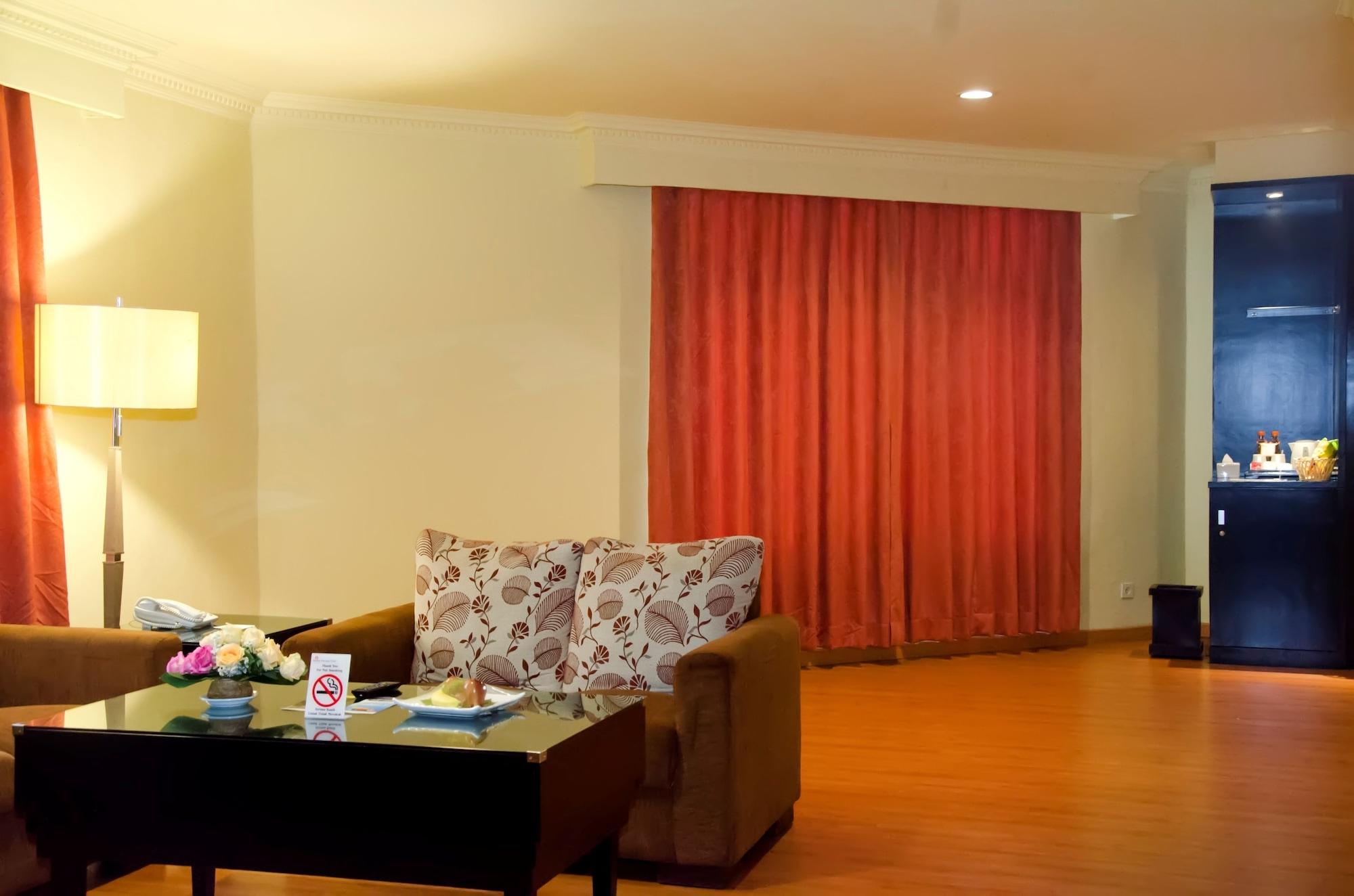 Sari Ater Kamboti Hotel Бандунг Екстер'єр фото