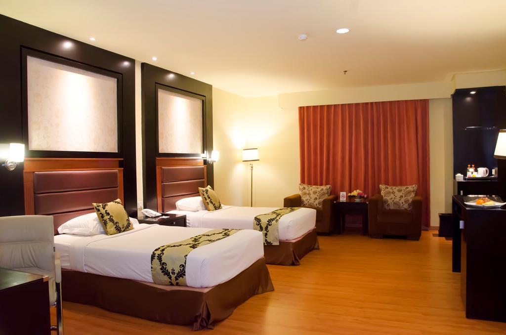 Sari Ater Kamboti Hotel Бандунг Екстер'єр фото
