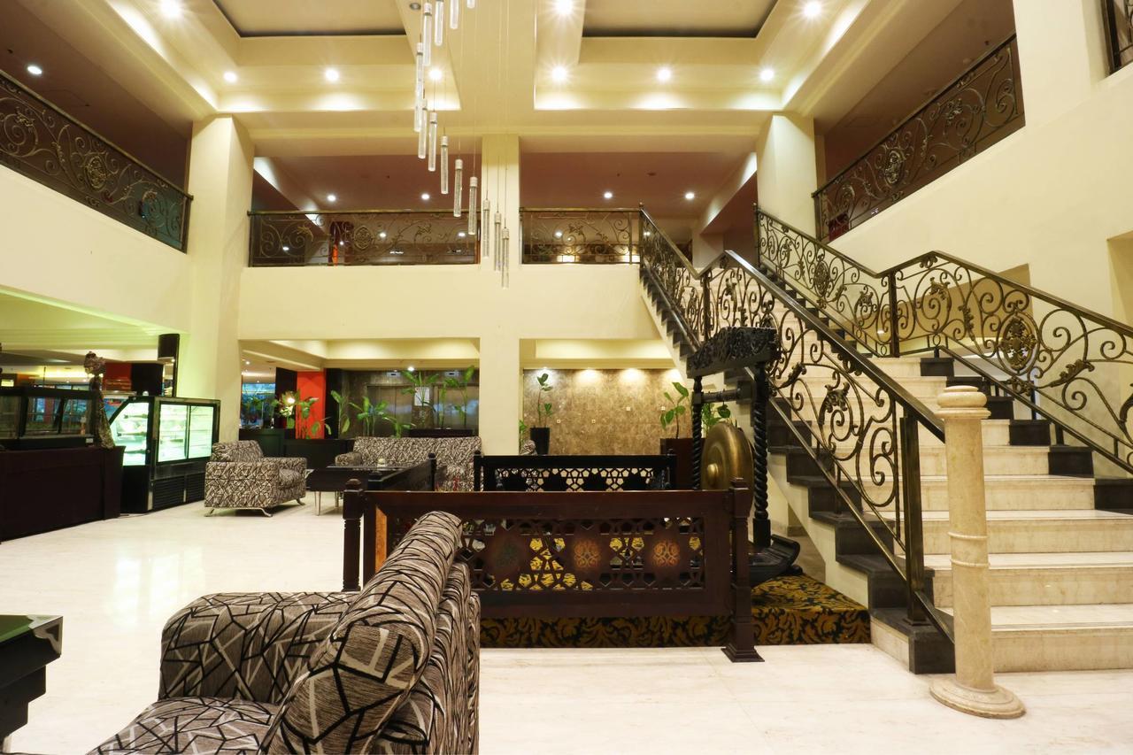 Sari Ater Kamboti Hotel Бандунг Екстер'єр фото
